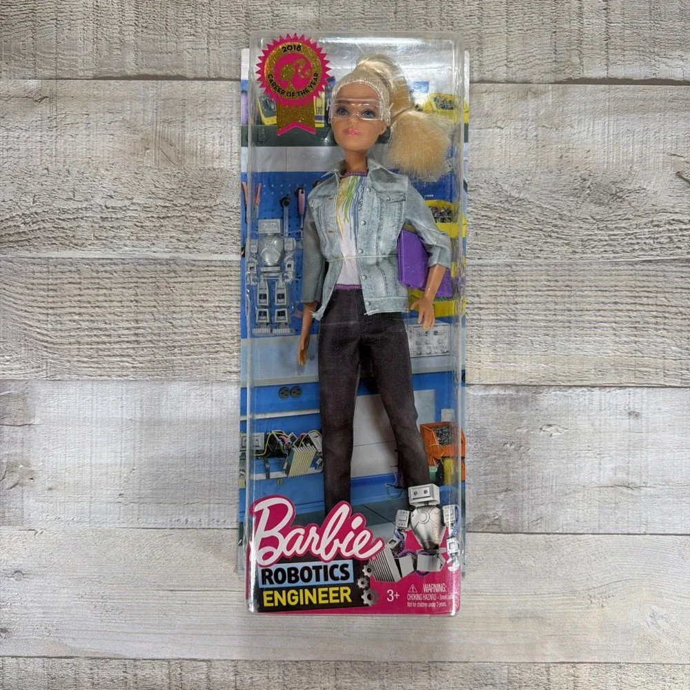 Barbie Robotics Engineer Doll 2018 Career of the Year Blonde Robot Laptop NIB